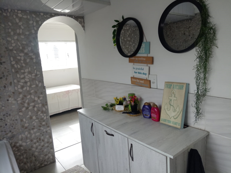 3 Bedroom Property for Sale in Portlands Western Cape